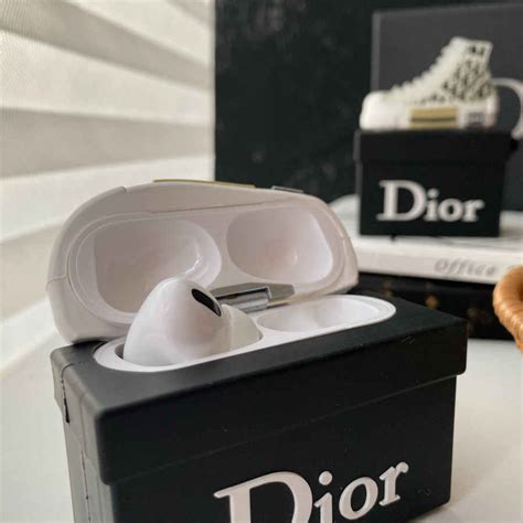 air pods dior